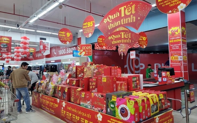 Xu hướng tiêu dùng năm 2025: Mua quà Tết tầm trung, chi tiêu phù hợp