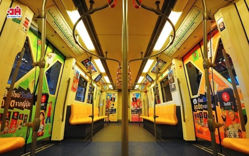 Truyền thông tại Metro: Cách thức quảng cáo tuy cũ mà mới Quảng cáo bằng nhãn dãn trên các toa tàu metro ở Thái Lan